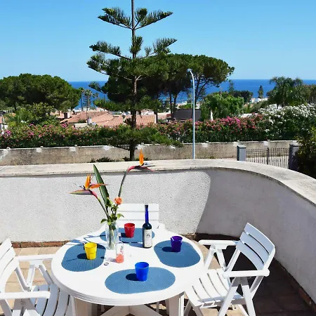 Francesca Holiday home Fontane Bianche